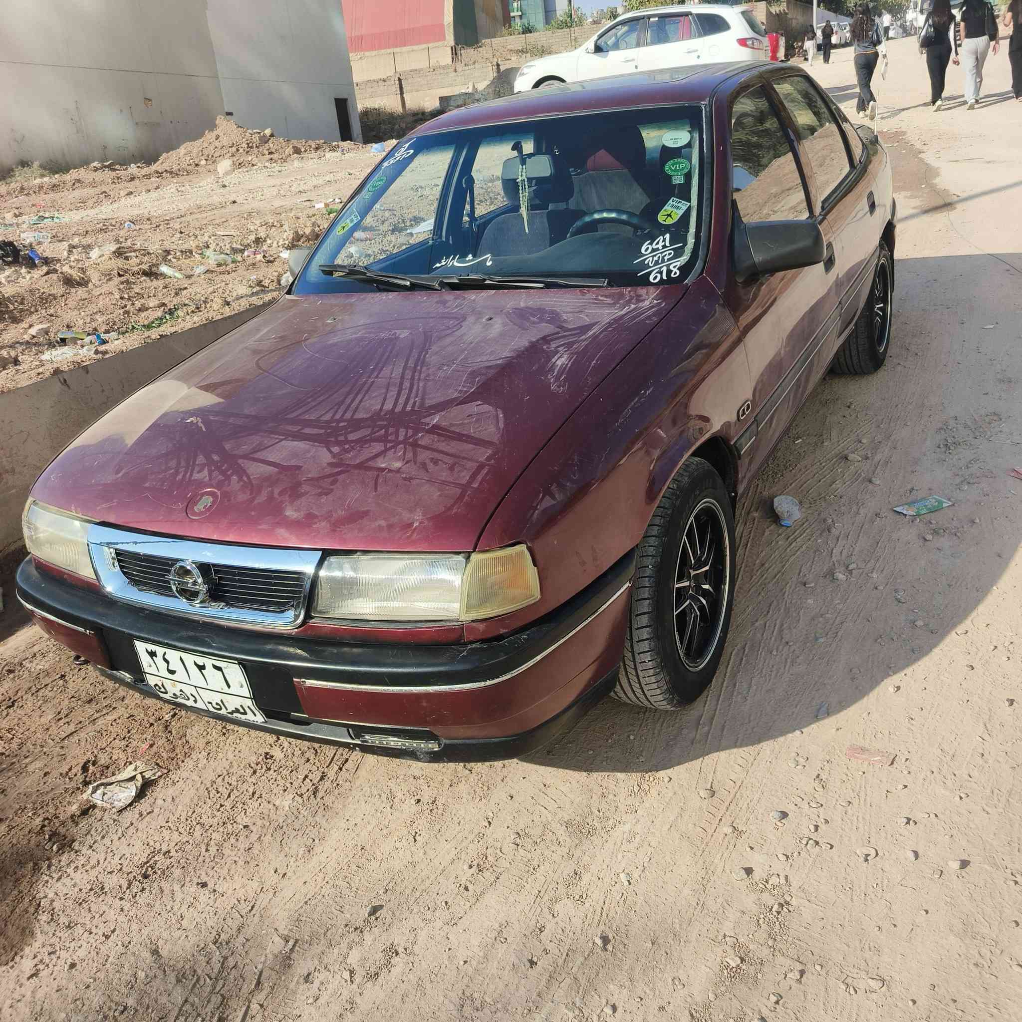 أوبل فكترا 1992حجم محرك 18 توماتيك بدون دعم مبدل سيتم شركه فقط سقف جمبلوق خلفي بخ شرط تحويل وكاله سعر46 عنوان دهوك سميل ***********
