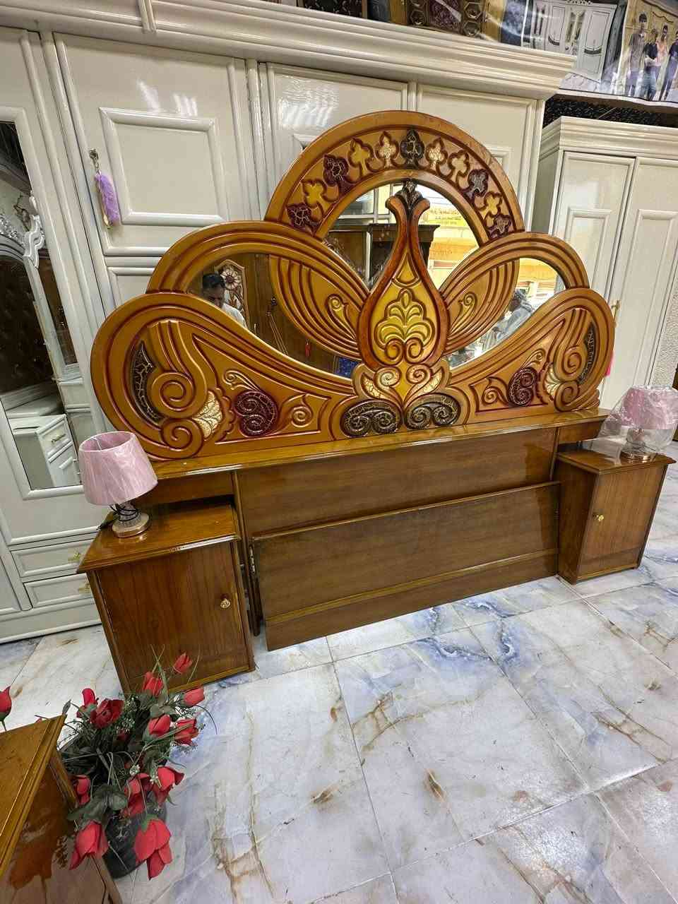غرفه مستخدمة 
سعر ٥٠٠
معمل ومعرض علي الفهداوي 
واتساب ***********
