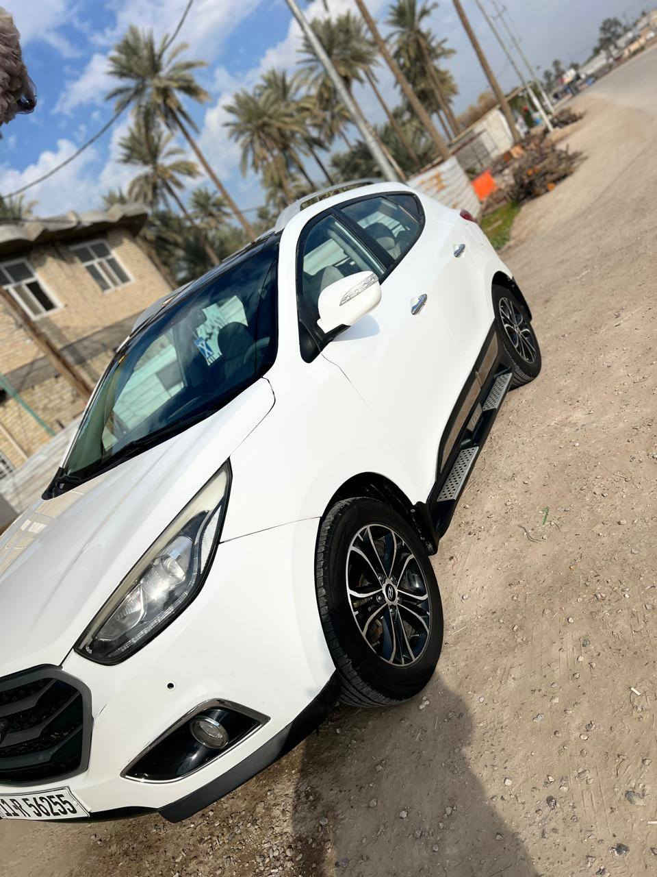 تحيه طيبه اخواني الاعزاء للبيع او مراوس ب سوناتا أو سورنتو او كي فايف حديث
 توسان موديل 2016 خليجي السياره محرك 2000 رقم بغداد ألماني السياره بيه مكانات صبغ ابيع عام اثر غرفه محتركه بدون ضرر @ومعجون السياره نص فول كير مكينه حداديه تخم تاير نضيف السعر 125$ رقم الهاتف***********
مكاني _ كربلاءالحسينيه
