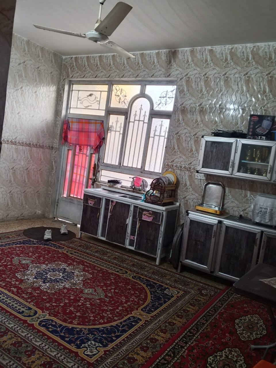 📍الدار للبيع كوت حي الجامعة خلف العمارة الحمرة📍المساحة 200 متر ركن طابقين 📍الطابق الأول يتكون من استقبال ومطبخ غرفتين نوم ومجموعة صحية داخلية  وخارجية  📍والطابق الثاني يتكون من ٤ غرف نوم ومجموعة صحية 📍للاستفسار الاتصال على الارقام التالية (***********
***********)
