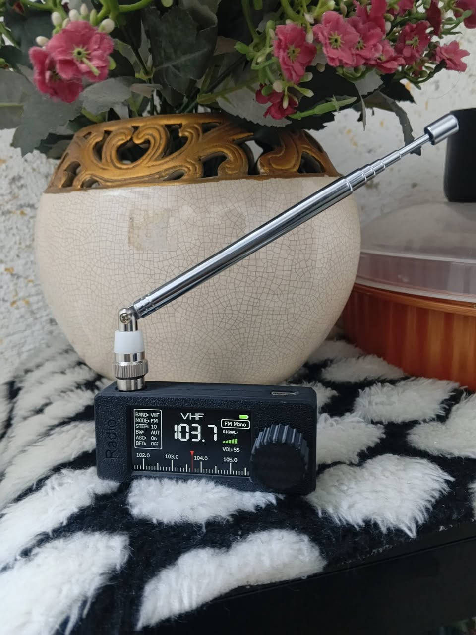 السلام عليكم للبيع جهاز راديو حجم صغير


**إذا كنت صاحب هذا الإعلان وتريد حذفه لأي سبب، رجاءا أرسل رسالة إلى الدعم الفني**