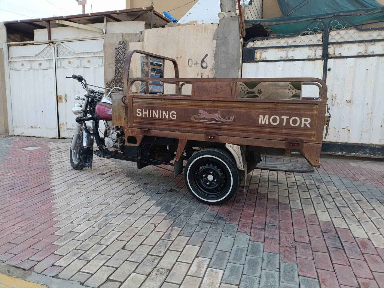 ٢٠١٣ كربلاء اوراقه بالجيس بسمي الشراي يتصل مامتواجد على النت
***********
