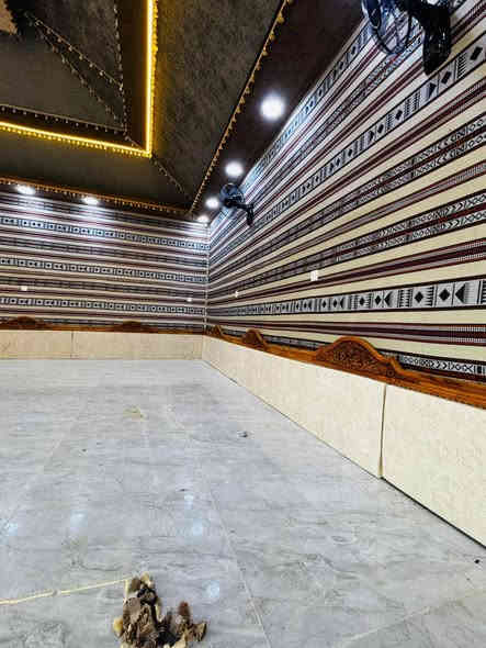 الحمدلله تم اكتمال مضيف الشيخ صباح الكشاوي بنظام الخيمه الريفية في محافظه الناصريه  تصميم و تنفيذ  كادر أنور الجنابي 

للديكور 
أن شاءالله ينال إعجابكم 

مستعدون للعمل في جميع محافظات عراقنا الحبيب 

***********
***********
