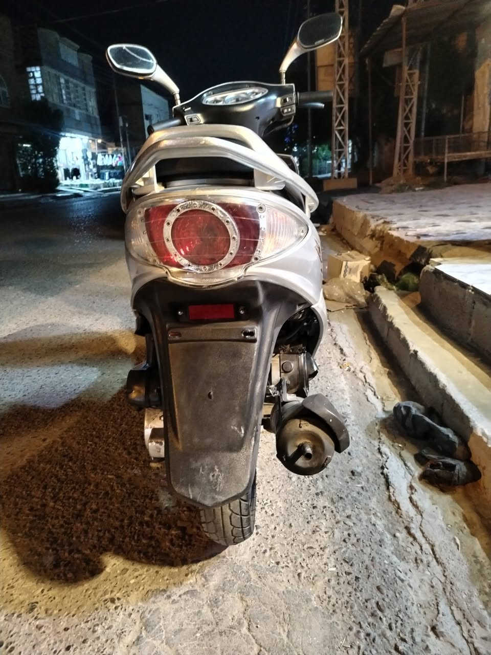 السلام عليكم
دراجه جي فور مكفوله من كلشي.. الناصريه مركز 

*********** واتساب واتصال
