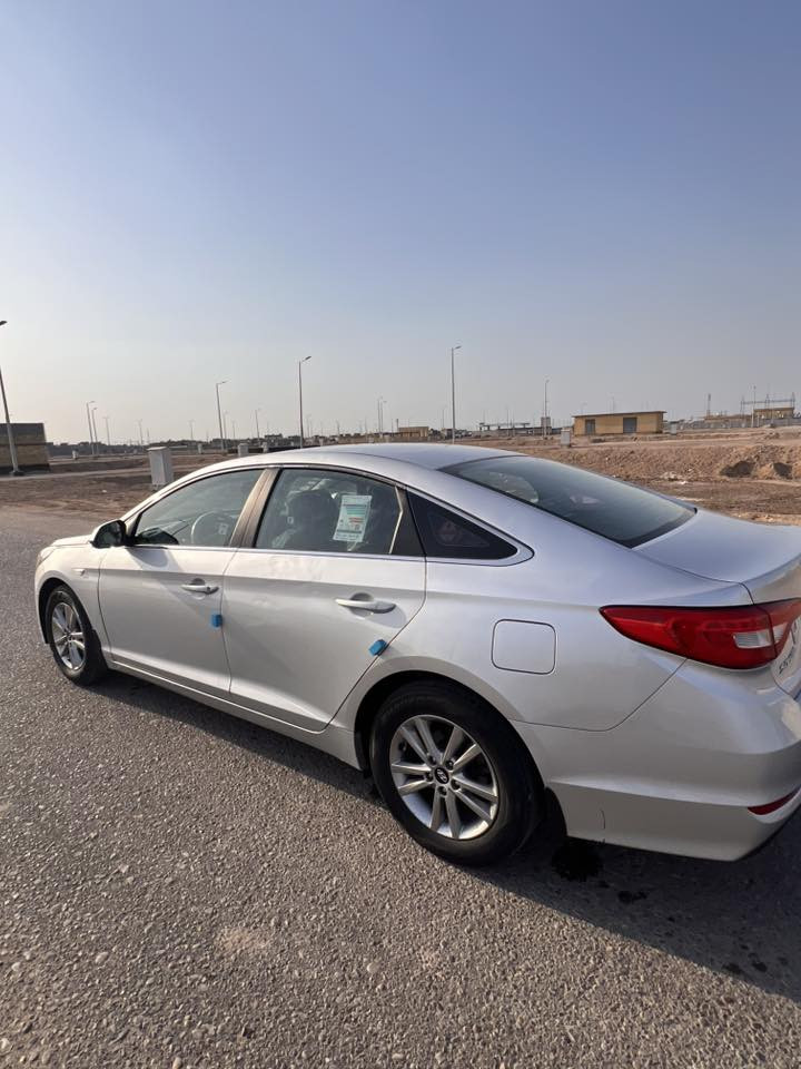 السلام عليكم سوناتا غاز بلاد خط واحد موديل 2017 

دخول جديد سيارة سيارة بيها رقم وسنوية اربيل 

كاملة سيارة تبريد مكينة كير كلة جديد 

رايدة 63 وبيها مجال مكاني بصرة ***********
