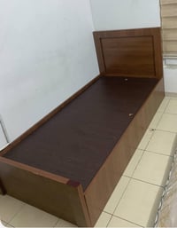 جربايه أم النفر • سرير مفرد