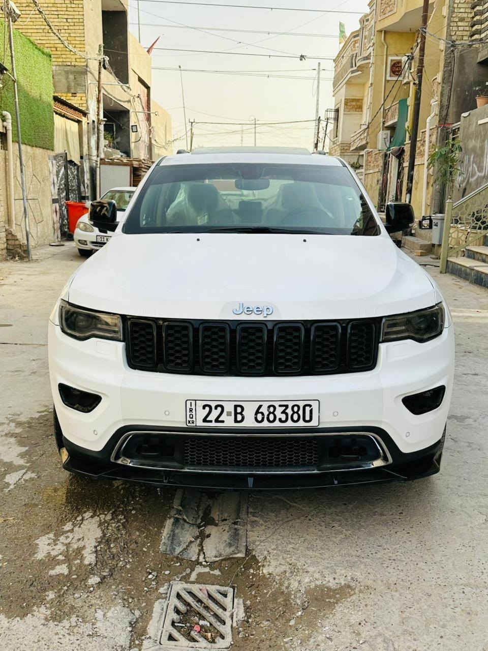 السلام عليكم 
———————
بيع او مراوس حسب القناعه 
جيب 2018  Limited فول الأخير 
مكينه 3600
وأرد خليجي 
——————————————-
بصمه + بصمه أبواب 
بانوراما
رادار  جانبي 
كشنات جلد حضن 
كشنات تدفئة 
كشنات كهرباء 
تشغيل عن بعد 
ويل كب 20 
شاشه كبير 
كامره خليفه 
حساسات خلفي 
بجم زنون كامل نهار 
تبريد قطعتين 
تبريد بيانو 
مرايه داخليه تعتيم ليلي 
تحكم ستيرن فول 
باقي تفاصيل واضحه بالصور 
————————————————————
سياره وارد خليجي 
(( بيه باب تبديل فقط ))
(( رقم أربيل تريد تحويل تريد وكالة ))
(( سونار ناشره واضح بالصور ))
—————————————————————
مكانه:بغداد الدولعي 
سعر :260 بيه مجال 
اتصال:***********
