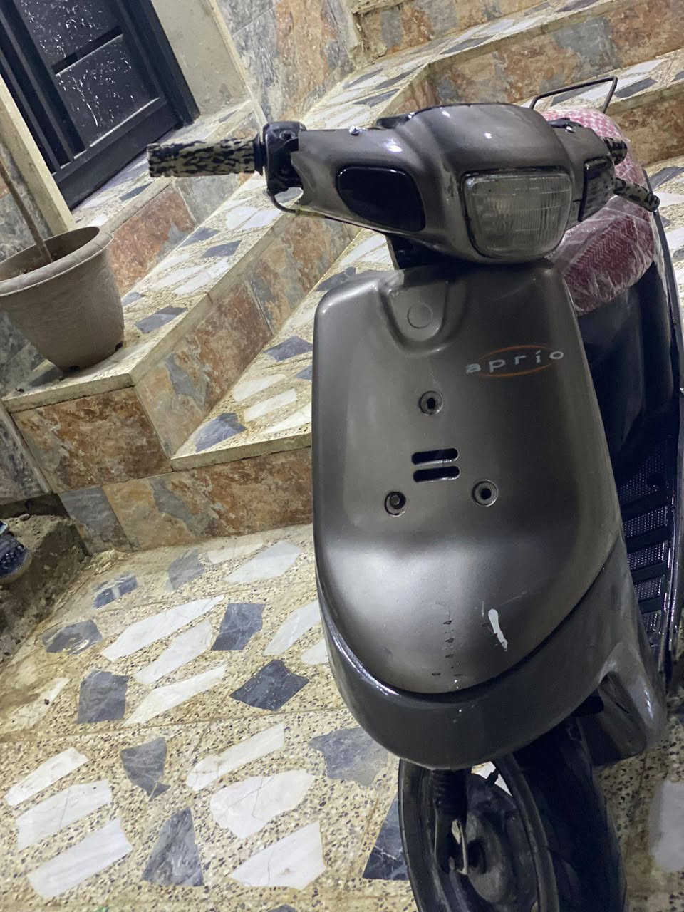 سلام عليكم اخوان ماطور بوتين للبيع كهربائية بس ربط تايرات جدد ووياله جدد ماطور مامعمر لافوك ولافوك ولاجوا بك لايتات جدد شرط معدل تحريكه فحص كدامك السعر ٢٢٥ وبي مجال شي قليل مكاني موصل جانب الايمن مشيرفه 
وهاي الارقام ***********/*********** 
🫂🫶👌
