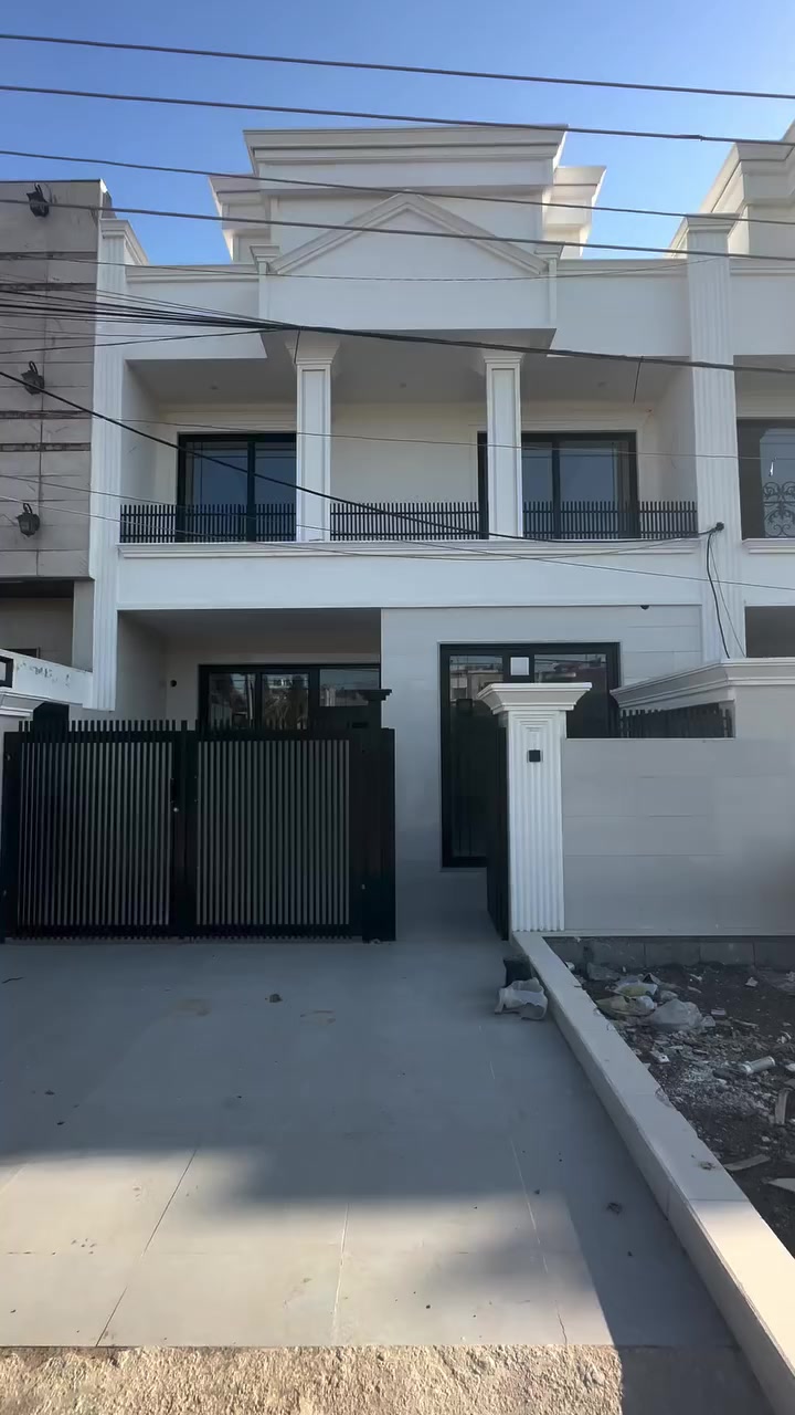 خانو بؤ فرؤشتن لة گةرةكي هةوليري نوئ  پئكهاتووة لة پئنج ژووري نوستن +ديوانخان +مةتبةخ ساردوگةرم بؤزانياري زياتر واتساب***********     ***********
