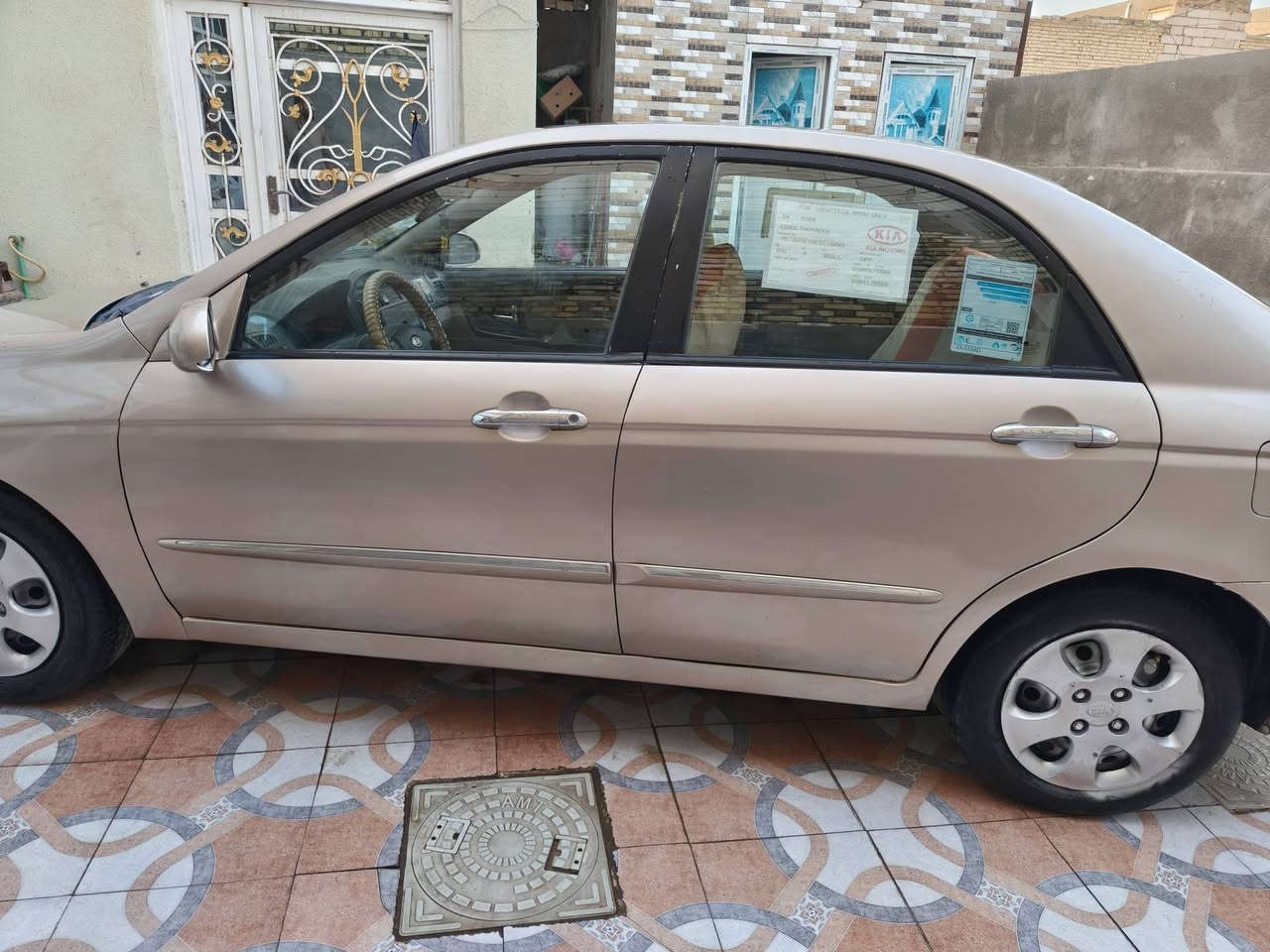 مكلف بالنشر سلام عليكم للبيع كيا سيراتو موديل 2004 وراد خليجي رقم نجف تحويل ثاني يوم هزه جديده السيارة مصبوغه عام اثر جراد مكفوله من الضربه القويه والنقل جثه والاصوليات مكينه 2000 تبريد ثلج السعر 68 وبيه مجال للطيبين مكان السياره نجف كوفه ناحية العباسية اي استفسار اتصل على الرقم  ***********
