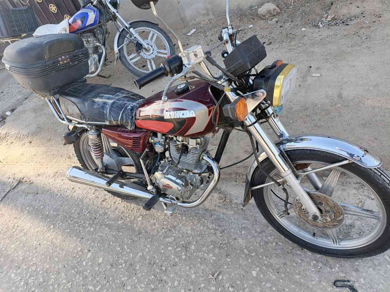 السلام عليكم من رخصه مدير الكروب هونداي للبيع ب 400 وبيها مجال مكان حله ابو غرق متواجد خاص


**إذا كنت صاحب هذا الإعلان وتريد حذفه لأي سبب، رجاءا أرسل رسالة إلى الدعم الفني**