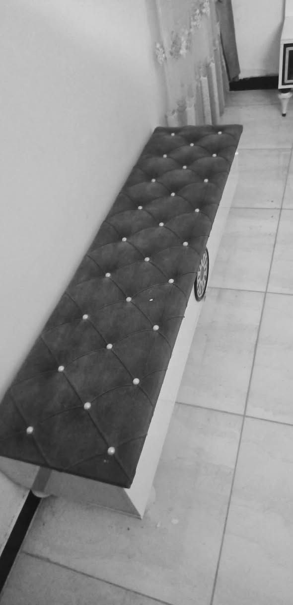 السلام عليكم عندي غرفة نوم للبيع 10قطع نضيفه مابيها ضرر مكاني بغداد أبو دشير ***********
