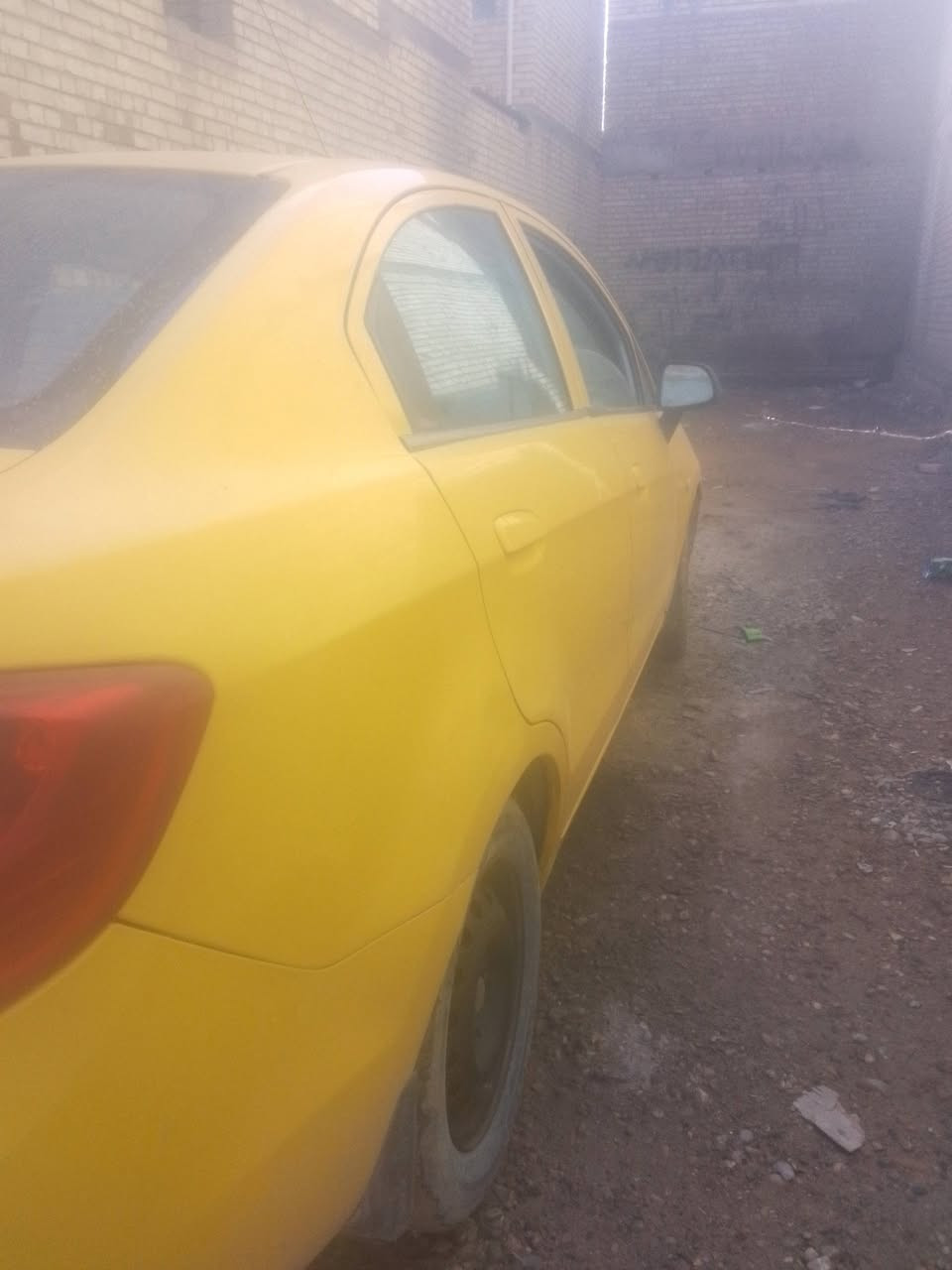 شوفر ليت سايل. 12رقم انكليزي مصفره هيا وغرمات. ألف ما عليها  تحويل ثاني يوم  بيع مراوس حسب القناعه ***********وتساب
