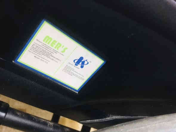 كرسي معوقين استعمال شهر حديث خفيف المنيوم لون اسود ويتحمل اوزان ثقيلة عرض ٥٢ وسهل الحمل حديث مو مال سوك من السعودية السعر ١٠٠ الفنص سعر الشراء واتساب. ***********  سامراء اكو توصيل بغداد كرخ فقط
