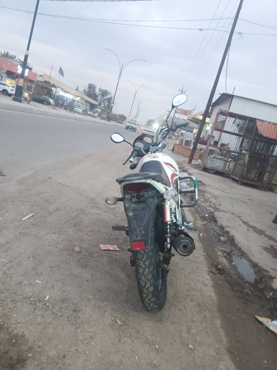 السلام عليكم سنكي البيع موديل 2015موطور حلو مكينة حلوه كهربائياته كلهن شغالات السعر 475 وبي مجال للطيبين للاستفسار على هاذه الرقم *********** ملاحضة بس الكير اليجوه
