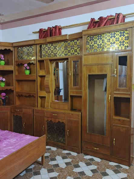 غرفه نوم عراقيه حطاطه صاج درجة اولى نضافه فول السعر مليون وبي مجال العنوان الرمانه  الاتصال ***********
