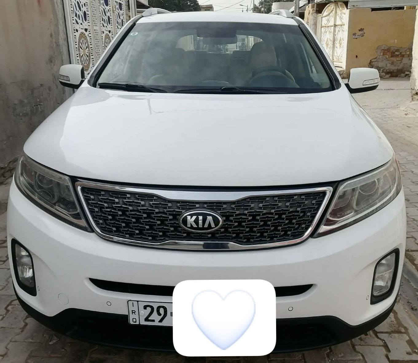 السلام عليكم 
سياره سورنتو موديل 2015 رقم واسط انكليزي لوحات انكليزي فوول كفاله عامه 
السونار مرفق بل صور 
بصمه 
7 راكب 
مكينه 6v
كشن كهربائي 
اشارير بل مري 
تحكم استيرن
وبعد بيها مواصفات معروفه 
مكاني كوت 
الرقم 
***********
***********
ملاحضه ( مكلف بنشر اتصل على صاحبها)
