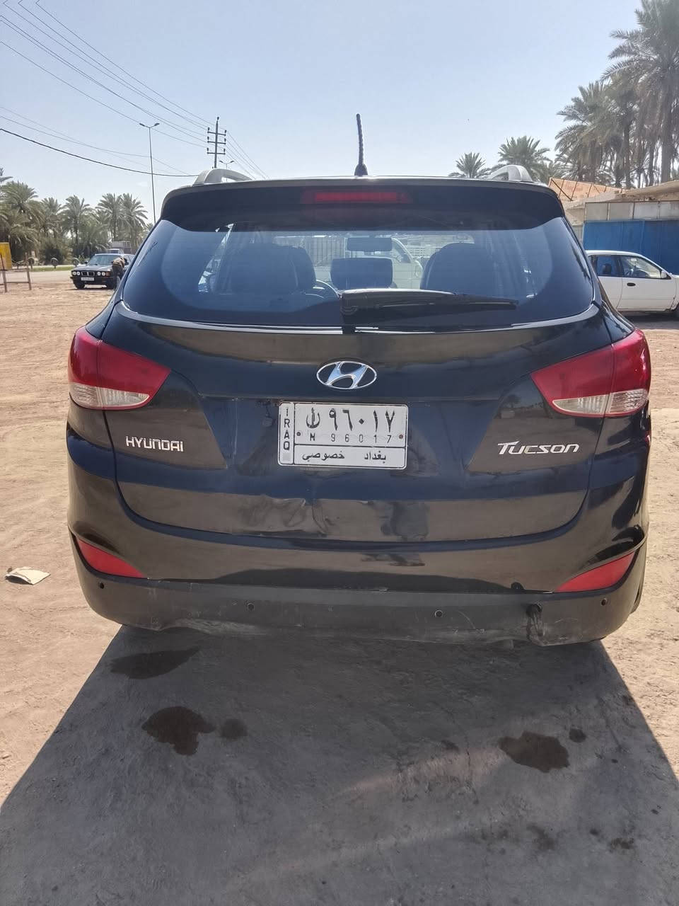 السلام عليكم توسان موديل 11 خليجي فول موصفات رقم بغداد بسمي بدون صبغ فقط بارد باب فقط سياره جاهزه مكاني بغداد المحمودية السعر 120 وبيه مجال رقم الهاتف ***********
