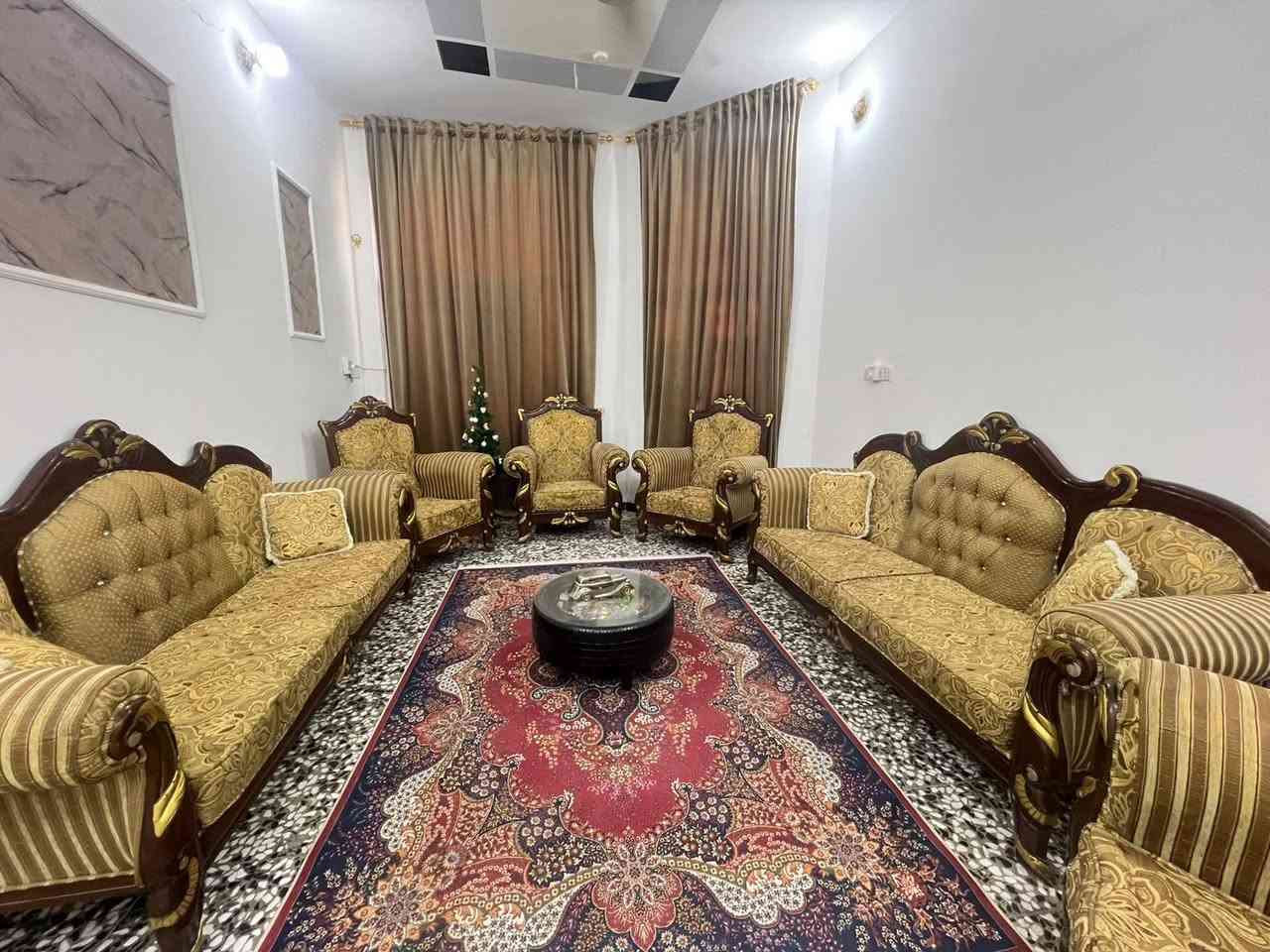 تخم تركي خشب زان نضافه فول المكان بابل السعر ٣٧٥ تجي وشوف بعينك
***********
واتساب اتصال متواجد
