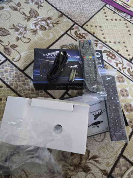 جهاز للبيع مستخدم 5 ايام السعر خاص رقم الموبايل ***********
