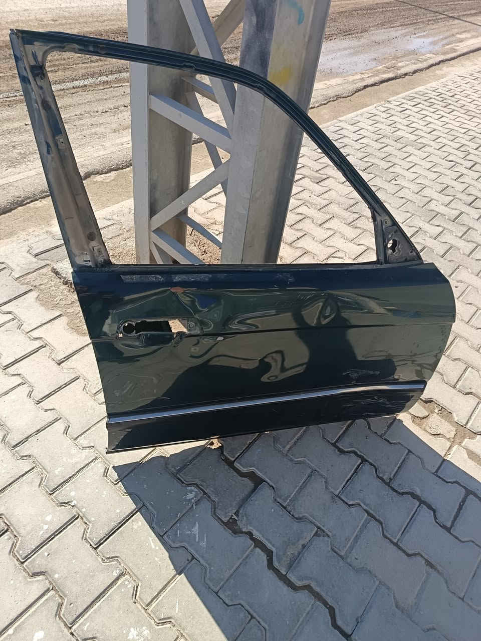 باب ٧٠٠ بدي قديم عكس السايق
بيها ظربه مثل ما موضحه بل الصور
قيم واخذ بلي يرضه الله
مكاني الكوت ***********
