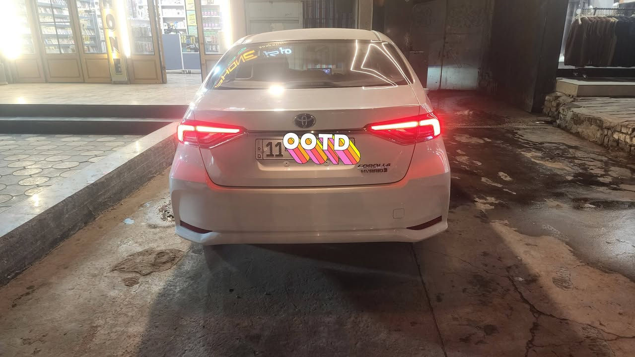 السلام عليكم كورلاهايبرد للبيع موديل 24ماشي25الف بسمي مكان بغداد سعر 150 وبيه مجال شراي يتصل على رقم ***********
