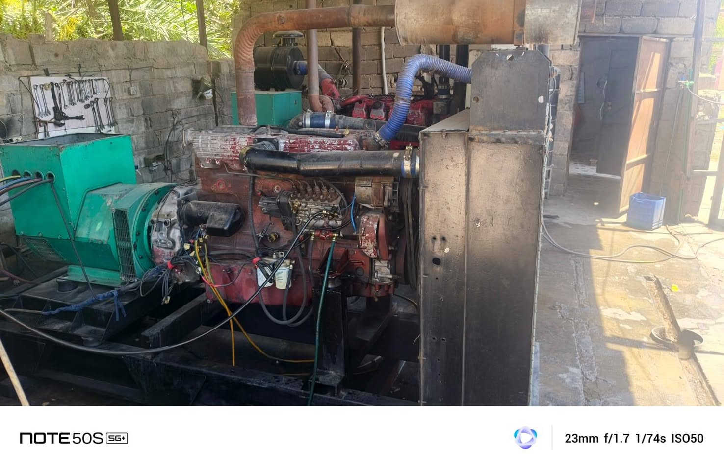 السلام عليكم افيكو ١٢٠ باص طبك جديد كهربائيه راس توليد ٢٠٠ كيفي المكان الفلوجه ***********
