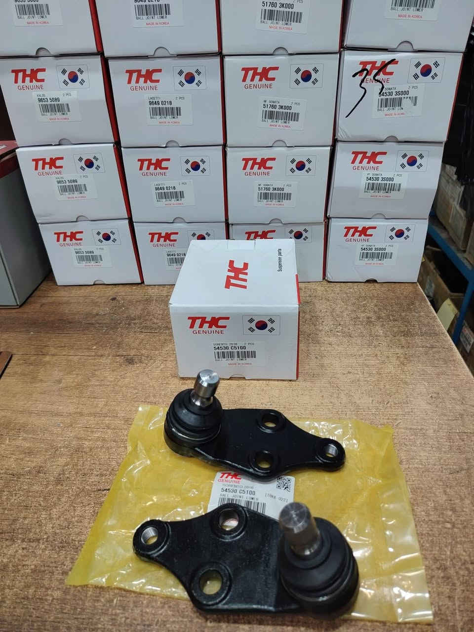 #العرنوسي_للأدوات_الأحتياطيه   #حداديه كافه السيارات الكوريه كوري اصلي وعروض خاصه 
#كوري_صيني_إيراني /توصيل كافه المحافظات

#العنوان_حله_النزيزه_قرب_جسر_سيف_سعد_محلات_العرنو📞***********
