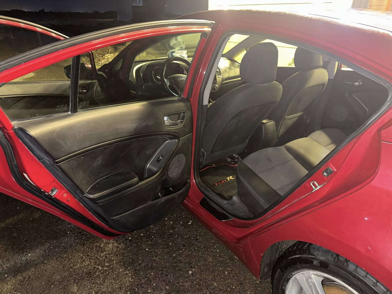 السلام عليكم كيا فورتي 2015 مراوس للاستفسار ***********
