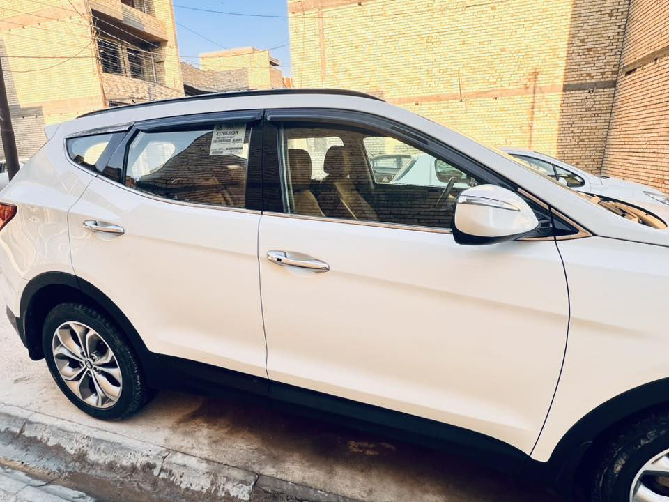 سنتافيا خليجي  نص  فول بصمه تشغيل
بصمه ابواب

موديل ٢٠13

رقم بغداد  بسمي دولي

٦ سلندر ٧ راكب 

بنراما 

شاشة 

فور ويل

كشنات جلد اصلي 

مري شفط 

كامرة

حساس  خلفي

لايت زنون 

تحكم استيرن فول 

اضواء ترحيب 

نظام ايكو 

شاشة اعطال بلدشبول 

تبريد ٣ قطع ؛ ثلج

تبريد ابيانو 

حاكية ' ابلوتوث ' اوكس

وَيْل اكروم 

يدات نيكل 

اشاير بلمري 

كير ومكينة مكفولات 

كلة شغال  ميكانيك خير من اللة   

    بيه صبغ  باب خلفي او باب امامي او جاملغ امامي  اثر شخط شيء بصيط من برة فقط بدون ضربة
او الجنطه بيه ظربه خفيفه او مصلحه على بارد بس تصليح مامضبوط 

السعر150وبيها مجال 

***********
***********
مكاني بغداد الشعب
