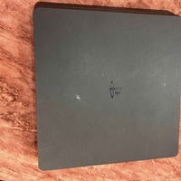 بلي 4 سليم • نضيف • بدتين وقرصين