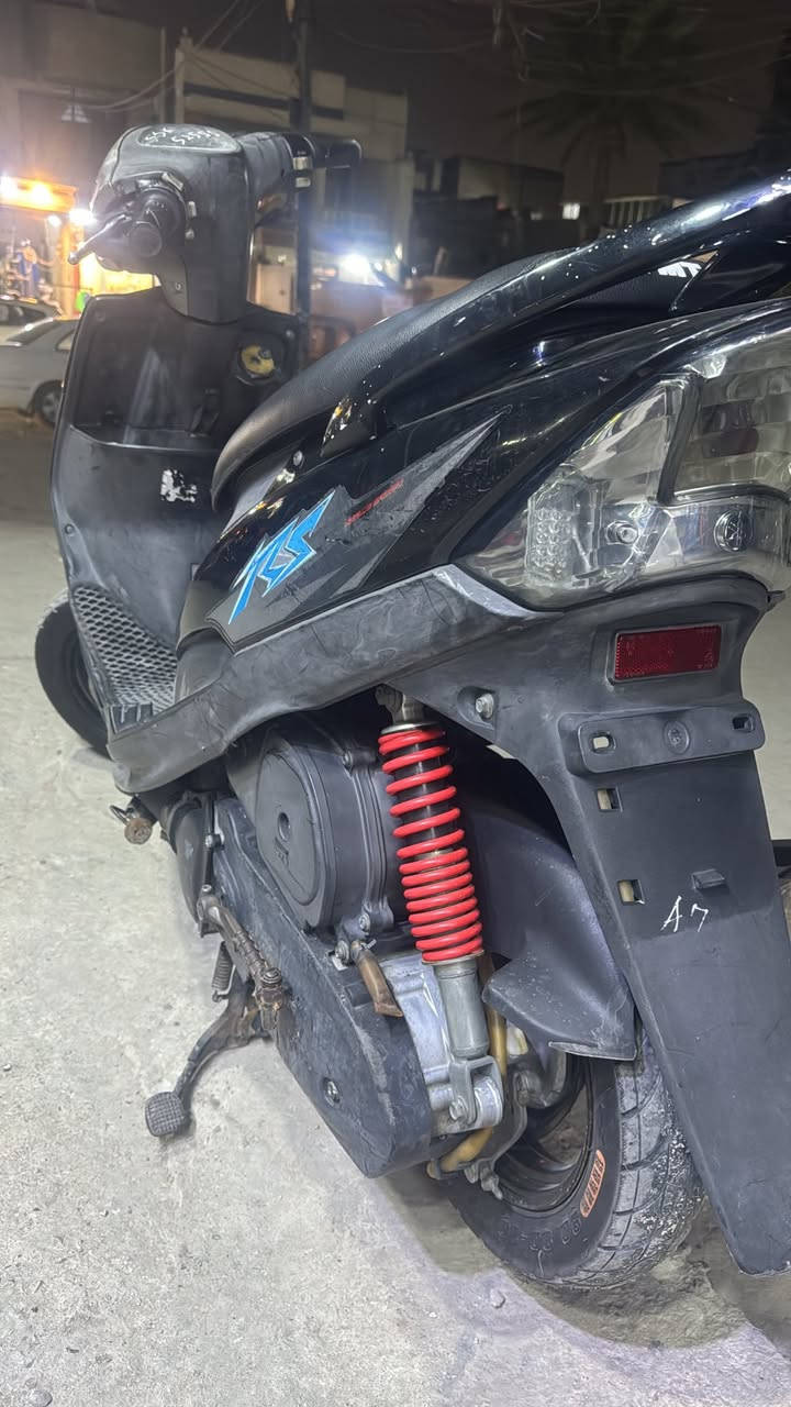 للبيع مكفوله من كلشي مابيه نقص برغي دراجه عله وضع رمبه كابرتر سلف بلادي شلعه معدل 120مكاني بغدادبلديات رقم ***********
