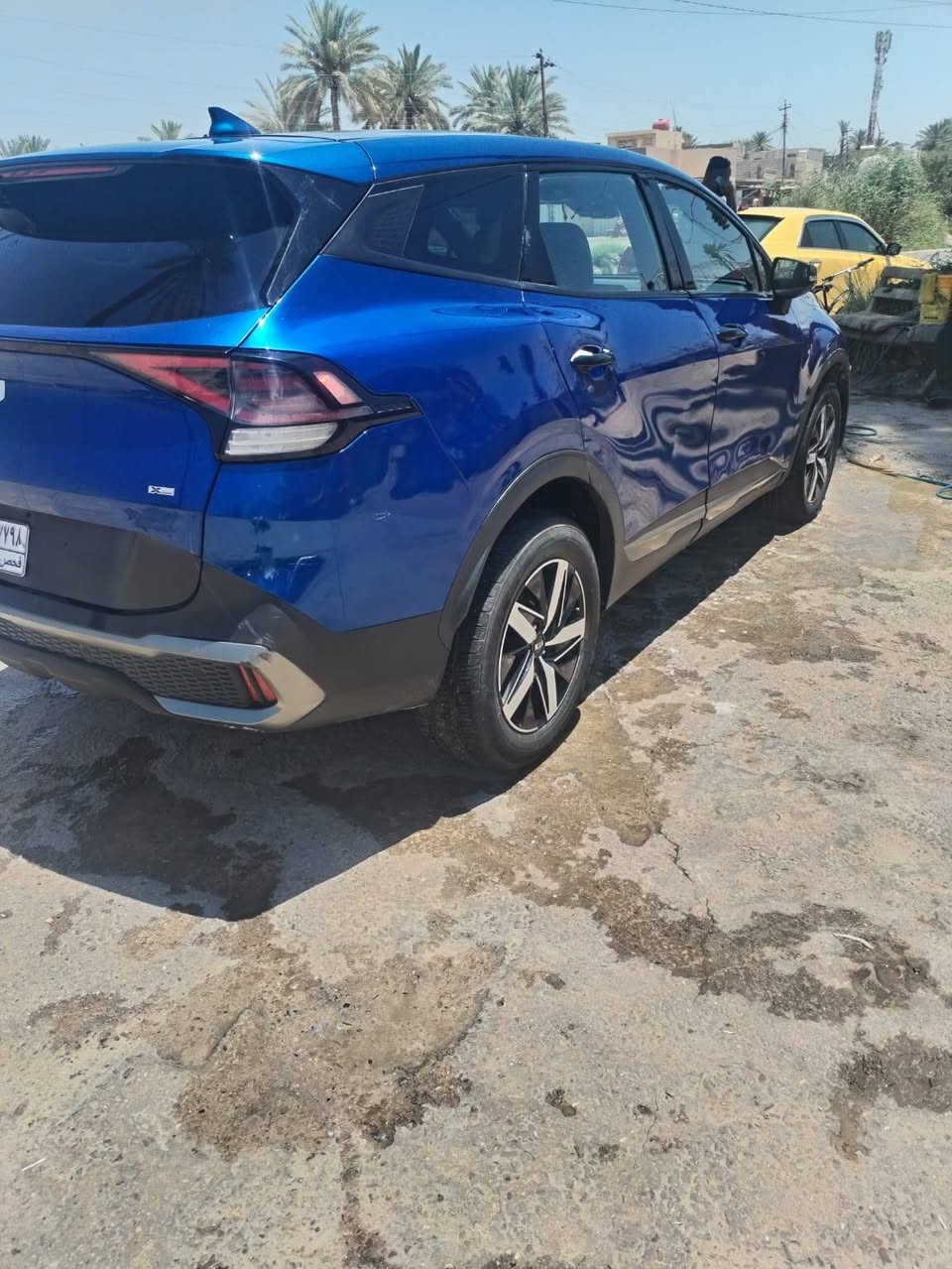 كيا سبورتج 2023
فحص مؤقت (منفيسها واوراقها وياه كامله)
نقص كمرك فقط 
ابيعك بدون تحويل 
اكفلك سرقه وعشاير 

كير ومكينه وحداديه مكفولات 
 وتبريد ثلج 
بيها كم قطعه صبغ 
سياره جديده ما بيها أي نقص 
سعر 76 وبيها مجال 
***********

