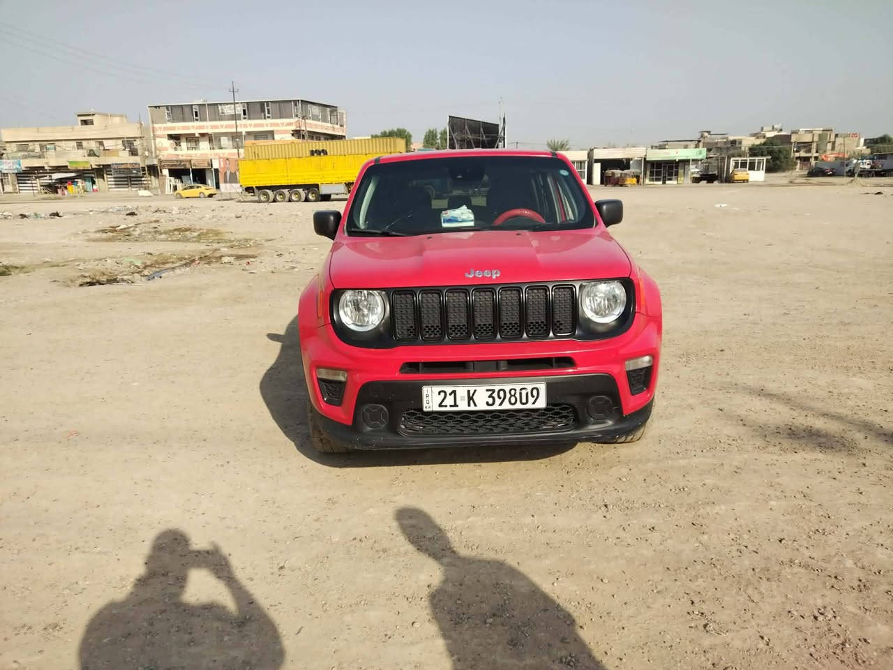 السلام عليكم شباب
جيب رينجيد للبيع رقم سليمانية موديل ٢٠٢١ سنوية بأسمي السيارة مثل ماموضح بالصور الجامة مضروبة بس ما مئثرة عالداخل وبيها رصعة بالباب الخلفي مال صندوك وحادثها خلفي بالجاملغ الخلفي ورة السكن السيارة مناقصها شي  على وضعها ابيع سعرها ١٤٠ ورقة شباب

رقمي بي واتساب

***********

***********
