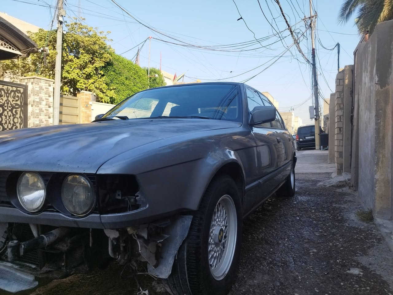 السلام عليكم
شلون الشباب BMW للبيع 730 مسكر يعني 8 سلندر
موديل 1993 دبل جام حساسات امامي خلفي والكشر مثل ما واضح بالصور نقصها دعاميات امامية خلفية و تبريدها
الكمبريسر لاطش وبيها طخة بالباب الخلفية الي عكس السايق
سيارة عظمتها حلوة رقم بغداد بأسم عراق اسمك هيبه  وتحويلها مباشر
السعر 42 وبيه مجال وبالنسبة للشراي ما نخلف مكانها بغداد 
تجي تشوفها تعجبك تاخذها
مكينة گير حالتهن جيدة جدآ
الاتصال ***********
