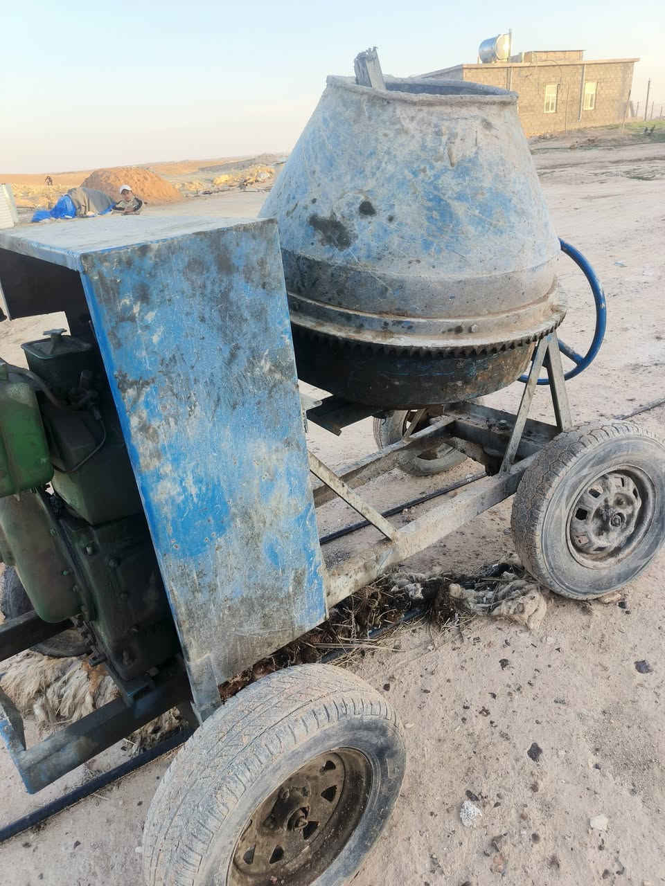 السلام عليكم
خباطه البيع جاهزه شغاله هندر واحد 
جدر هيكل محرك نضيفه
محرك 7,5نضيف شغال هندر واحد 
السعر :1300(مليون ثلثميه )بيهه مجال////////مكان :الانبار حديثه بروانه 
***********
