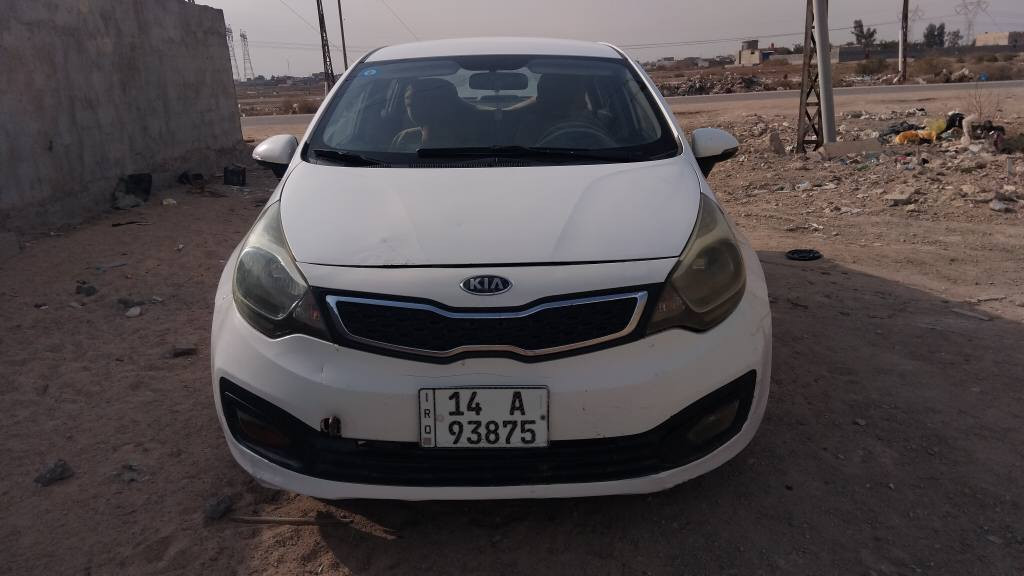كيا ريو موديل 2014مكينه 1600دوش كفاله ,السياره وارد خليجي كير حداده تايرات دواخل جديده كهربئيات كله جاهزه  البدي مكفول من الضربه فقط مكانات قليله صبغ رقم دولي تحويل مباشر سنويه للا 28راعيها بلبصره موجود وحاظر للتحويل السعر 77وبيها مجال حق الجيه مكاني بصره كرمه علي حي الرساله مكلف بلنشر ***********،،*********** البصرة, العراق
