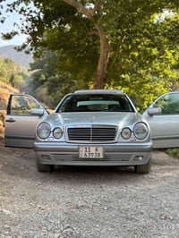 للبيع او مراوس باخرة مارسدس ام عيون موديل 1995 محرك خراطيم ٣٢٠ فول موا...