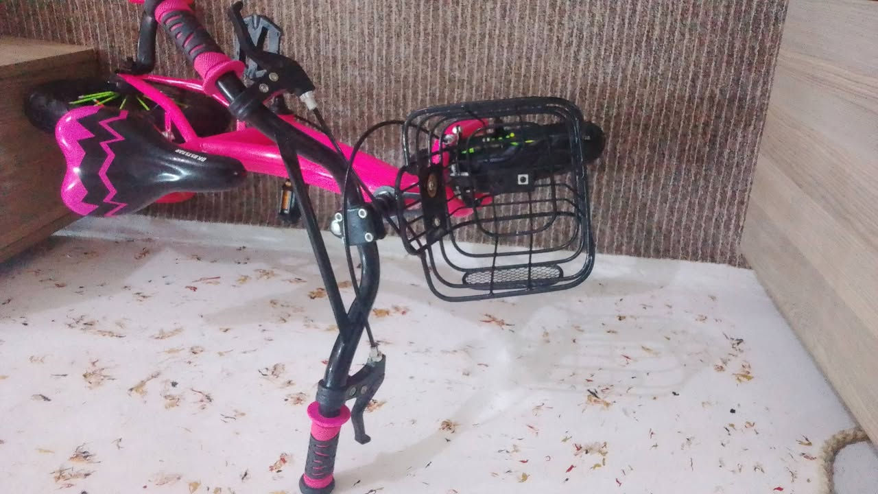 سلام عليكم بايسكل للبيع جديد بعده حته تايراته منافخه سعره 30الف قفل قفل مكاني كركوك

 ***********
