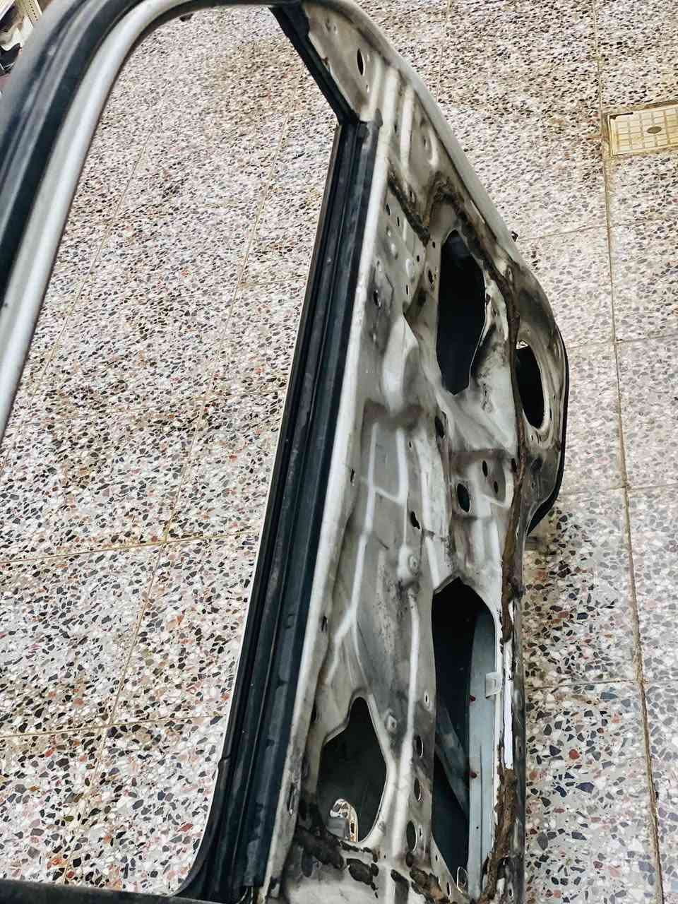 سلام عليكم باب نيسان عاليه صفحه السايق مضروب  يتعدل عل بارد  السعر 100الف وبي مجال الطيبين المكان بغداد المعامل الحسينه التواصل واتساب ***********
