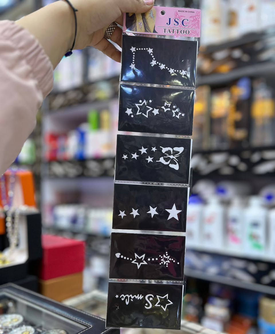 🎉✨ عروض العيد المميزة ✨🎉
💖 دلّلي نفسك بأجمل نقوش الحنّة وأرقى التصاميم
🌸 ستكرات حنّة + حنّة جاهزة بأشكال راقية تناسب كل الأذواق
🔥 تفليش أسعار العيد:
💥 ستكرات الحنّة: فقط 1000
💥 حنّة نقشن راقية: فقط 1500
😍 نقوش ناعمة + رسومات فخمة + جودة عالية
🎁 مناسبة للعيد والمناسبات
📍 زورونا في مركز زهرة بيروت
🚖 خدمة توصيل متوفرة
✨ العيد وياكم غير… خلي إطلالتچ تلمع ✨
رابط قناة تليكرام 
https://t.me/zahratBeirut2⁠
#عروض_العيد
#حنة
#نقش_حنة
#جمال
#مكياج
#العناية_بالبشرة
#العراق
#تفليش_أسعار


**إذا كنت صاحب هذا الإعلان وتريد حذفه لأي سبب، رجاءا أرسل رسالة إلى الدعم الفني**