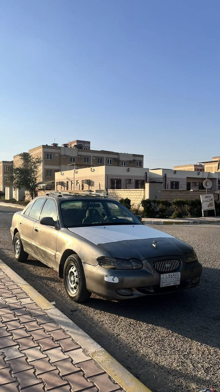 للبيع سوناتا موديل 98
السياره معمره جديد 
محرك جديد كفاله 2.0 (المرغوب) كير كفاله حداديه جديده كهربائيات شغاله بلكامل + داينمو والبور جدد فيتبم جديد مسجل ودشبول كله شغال عليه منظومه تبريد ثلاجه + لايت زنون 
لونها اصفر شمباني رقم كركوك تحويل مباشر ايضا كركوك + راعيها موجود بكركوك + اي غرامه ماعليه وصوره الحاسبه موجوده..
فقط بيه نقص ( زوج سكن اشاره + صونده تبريد + الكيلومتر ميشتغل )
اما الباقي السياره جاهزه وجديده 
العنوان بابل / مجمع السكني كص وسويلم 
رقم الهاتف / *********** ومتواجد فيس واتساب
السعر 30 وبيه مجال
