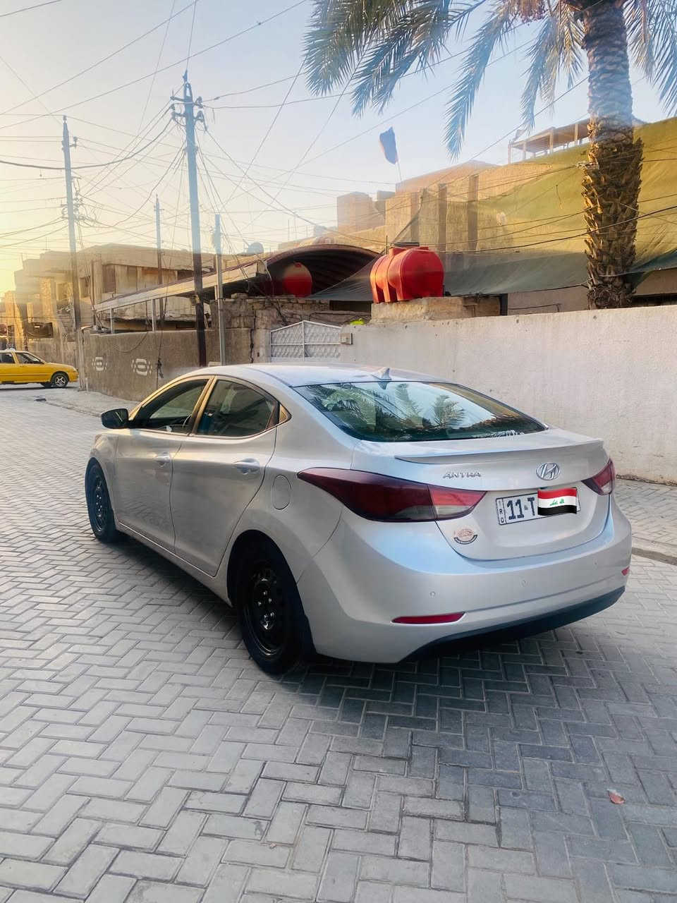 النترا 2016 حادث جاملغ خلفي وصندوك وباقي كلير من اميركا  سونار بصور توحيد لون سيارة ليبل واحد بدون تبديل سيارة ماشية 87 سيارة نضيفة مواصفات شاشة تحكمات تدفئة بلكشنات سعر سيارة 115 رقم بغداد جديد بسمي مكاني بغداد ***********
