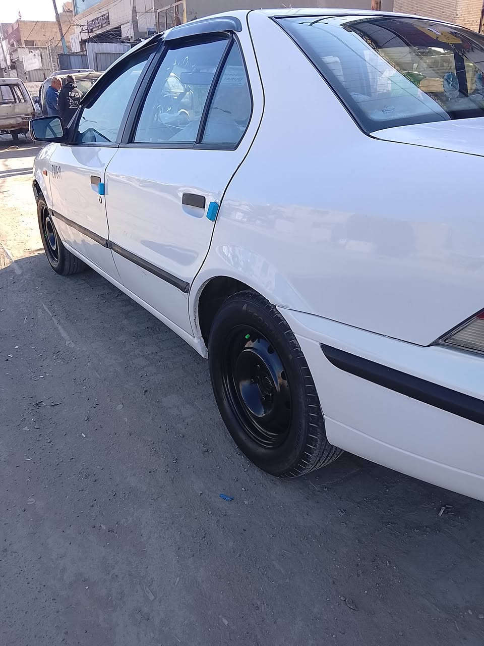 سلام عليكم ورحمه الله وبركاته سمند البيع موديل 2009سياره رقم بغداد سنويه الحد30 رقم إنكليزي مكينه كير شواصي مكفولات كهربائيات كلها شغاله سياره خير من الله تجي وشوف بعينك تخم تاير جديد للتبريد ثلج تدفهة شغاله دوشمه جديده عام مناقصه شي خير من الله لا ضربه ولا صبغ بلاديه السياره هاي تفاصيل السياره فدوه لعيونك بس الشراي يتصل السعر 38 الاتصال *********** المكان بغداد تقاطع الربيعي
