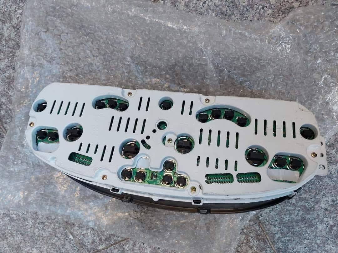 للبيع... كيجات دشبول هونداي النترا موديل ٢٠٠٥ ٢٠٠٦  اصلي وكالة جديد مامستعمل .
العنوان // بغداد الحي الصناعي- ساحة الطيران- شارع حسن عنتر .
هاتف // ***********
