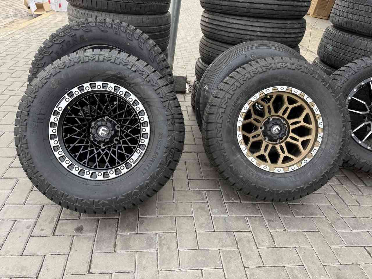 سلام عليكم شباب يعلن مجمع الواسطي عروض بمناسبة شهر رمضان اطارات جبلي جديد قياس 35/12.5/20.  و 33/125/20 و285/65/18 و 285/70/17 تايلندي ومغربي  سعر تخم 650 الف ويتوفر ويلات جبلي العنوان بغداد حي العامل مجمع الواسطي رقم الهاتف *********** متواجدين طيلة ايام الأسبوع وبعد الفطور ايضاً
