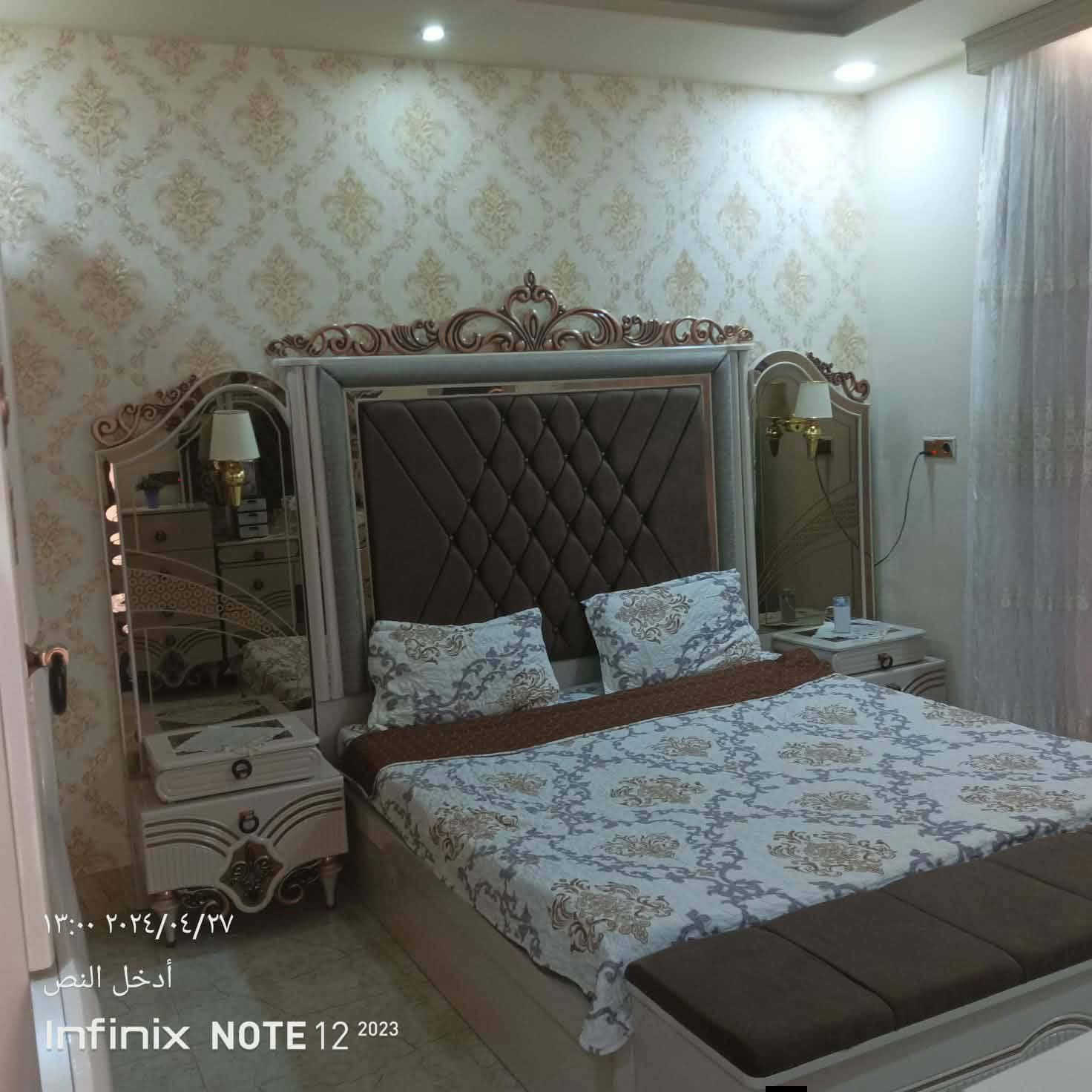 🌹دار طابوا
 للبيع بناء حديث🌹
طابقين 💮المحتويات💮
الطابق الأول غرفة نوم ومطبخ واستقبال وهول وصحيات داخليه وخارجيه وكراج
الطابق الثاني ///غرفة نوم عدد ٣وهول وصحيات
____--------------------------)))) - - -
المساحه( ١٠٠متر مربع))
الواجه (١٠)متر
موقع الدار :_كركوك منطقة ال55 بالقرب من مجمع المدارس وشارع الكوسترات
السعر //١٠٦.مليون
نوع العقار (طابوا ماك صرف)

للاستفسار الاتصال على الرقم
 *********** او واتساب 
***********
