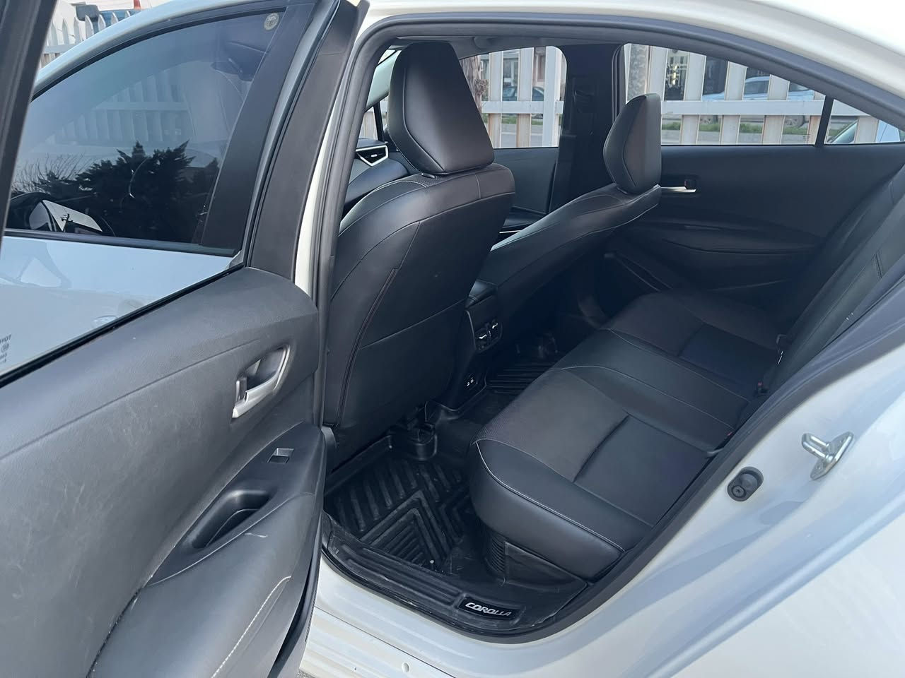 السلام عليكم كورلا هايبرد 2024 كفاله عامة
ماشية 30km

محرك وكير بشرط 

رقم وسنوية جديد

السعر 155 

سيارة كفاله عامه 

مكانه سليمانية

للاتصال ***********
