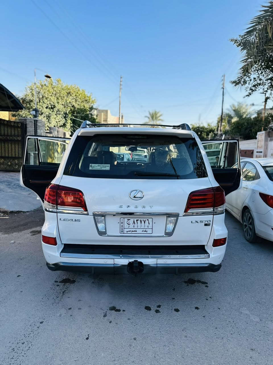 لكزز 2013بريم سبورت فول مواصفات داخل مشمشي سيارة كلين عده الدعامية الامامية بيها صبغ ***********
