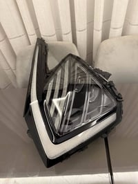 لايت سبورتج 2024 لد  احمر جهة السايق 07802242309